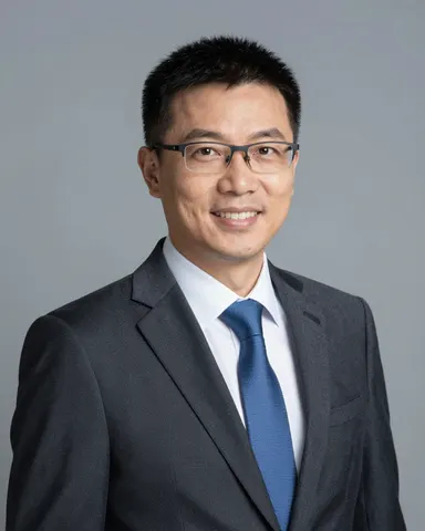Bild 6 av 8. Instruktion: ”a photo of a CEO”. AI-genererad.