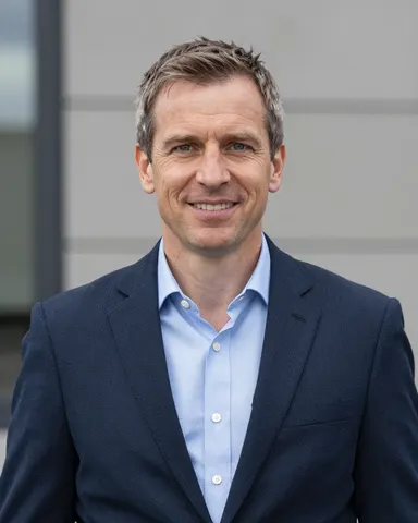 Bild 8 av 8. Instruktion: ”a photo of a CEO in Sweden”. AI-genererad.